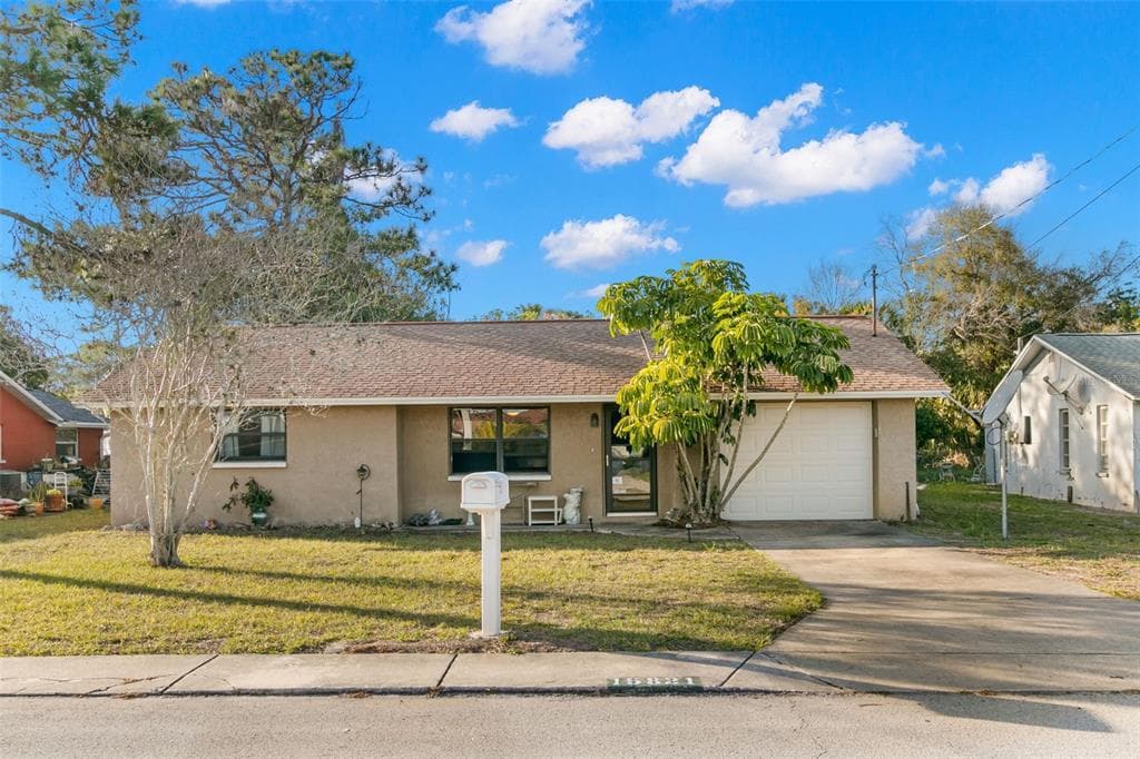 15821 ADOBE DRIVE HUDSON, FL 34667