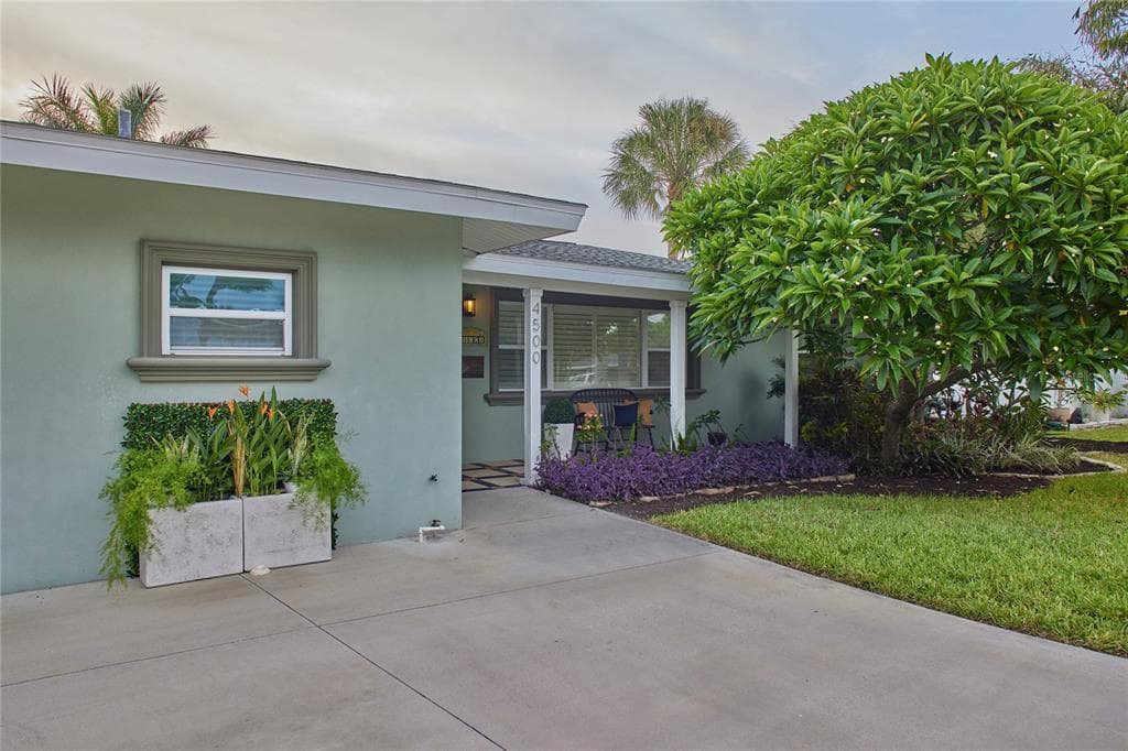 4500 HUNTINGTON STREET NE ST PETERSBURG, FL 33703