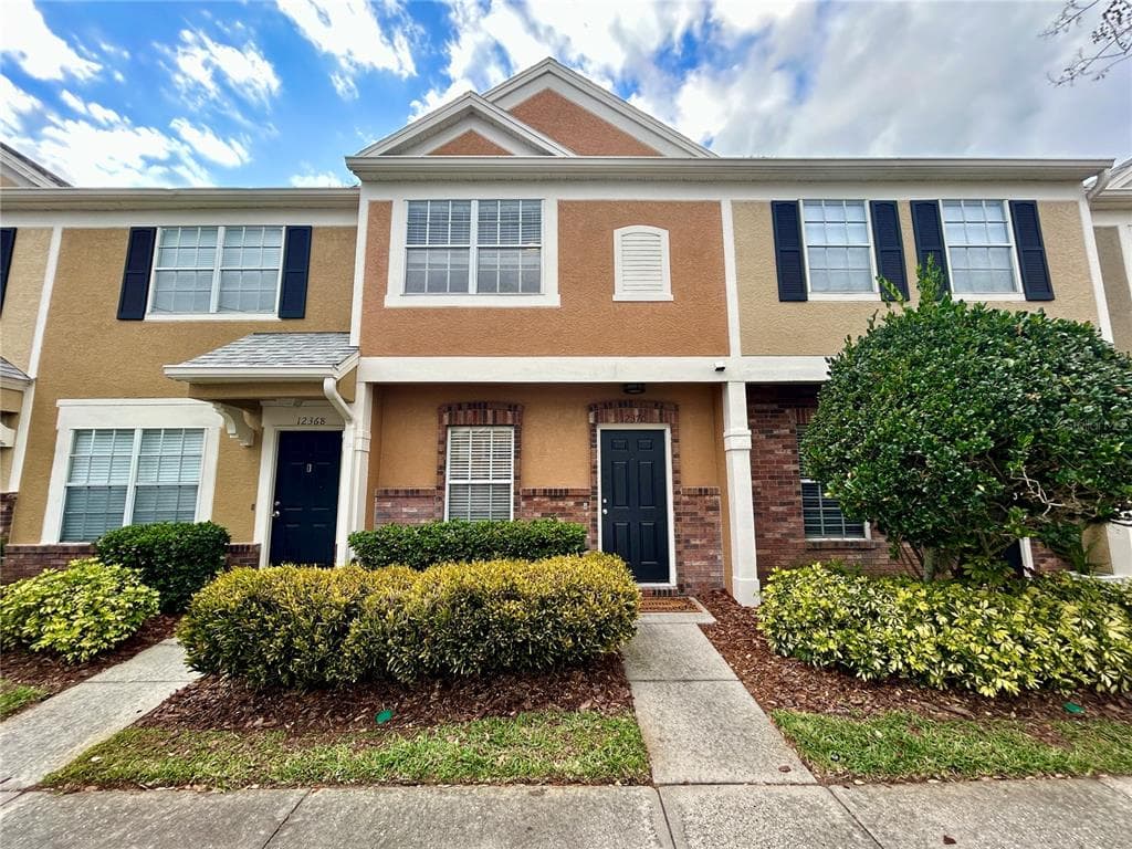 12370 BERKELEY SQUARE DRIVE TAMPA, FL 33626