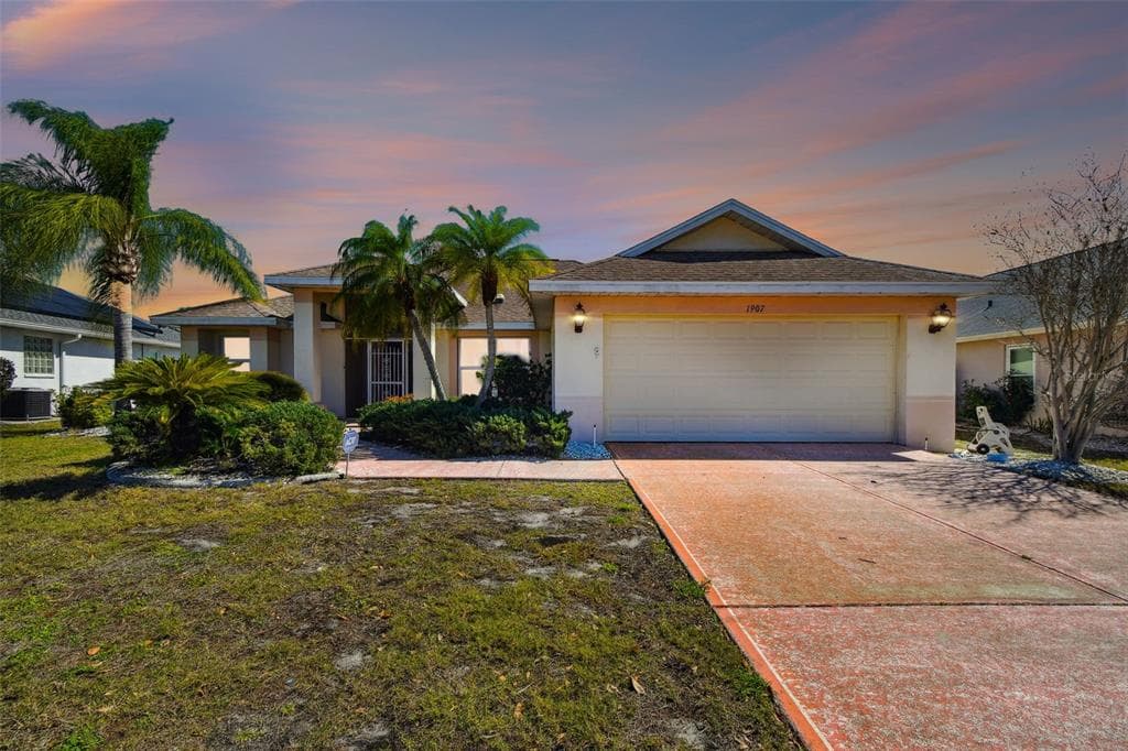 1907 E DEL WEBB BOULEVARD SUN CITY CENTER, FL 33573