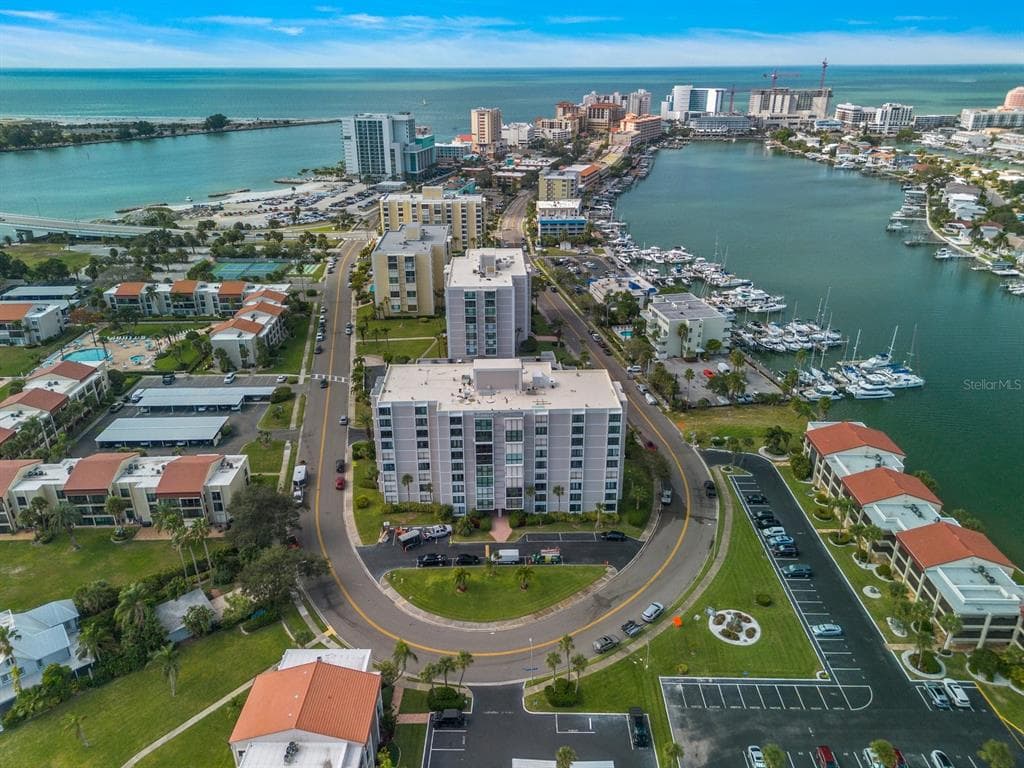 851 BAYWAY BOULEVARD UNIT 301 CLEARWATER, FL 33767