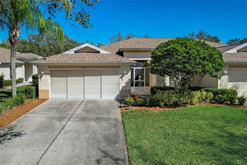 2217 WORTHINGTON GREENS DRIVE SUN CITY CENTER, FL 33573