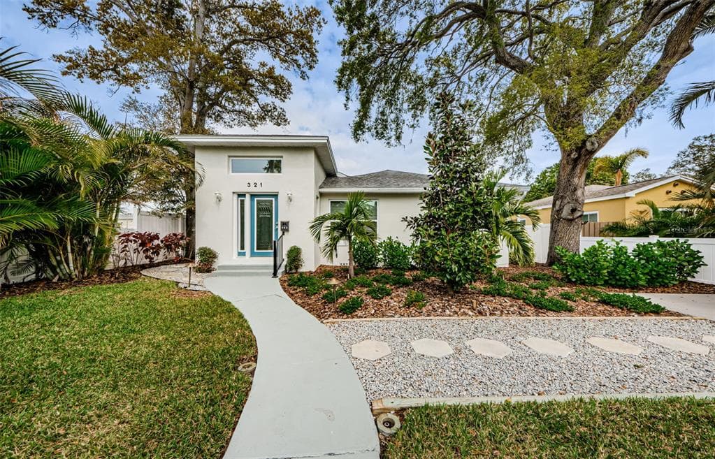 321 28TH AVENUE N ST PETERSBURG, FL 33704