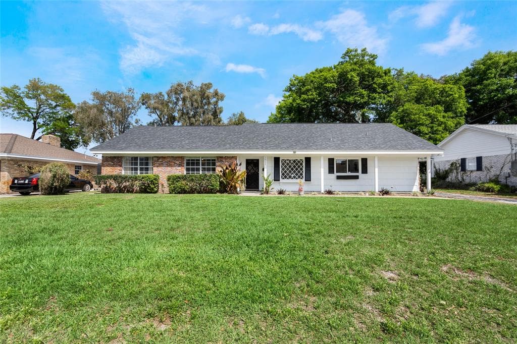 2811 LINTHICUM PLACE