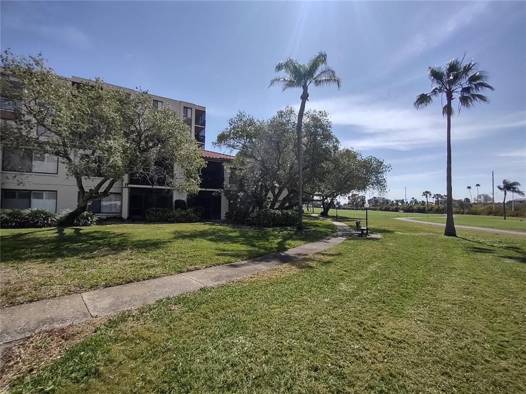 6219 PALMA DEL MAR BOULEVARD S UNIT 110 ST PETERSBURG, FL 33715