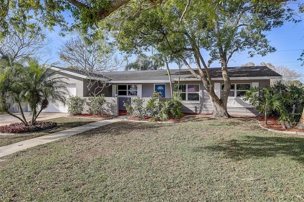 940 KINGS POST ROAD ROCKLEDGE, FL 32955