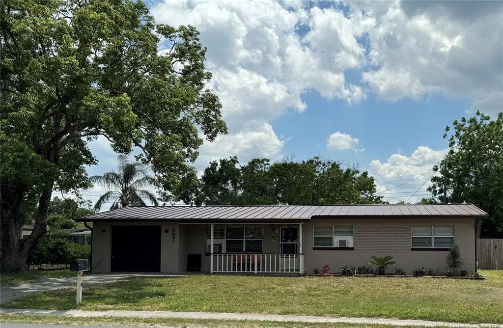 807 FLEWELLING AVENUE OCOEE, FL 34761