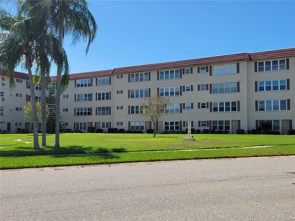 9950 62ND TERRACE N UNIT 410 ST PETERSBURG, FL 33708
