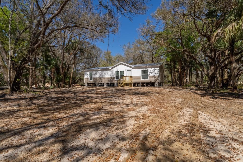19465 NW 244TH STREET OKEECHOBEE, FL 34972