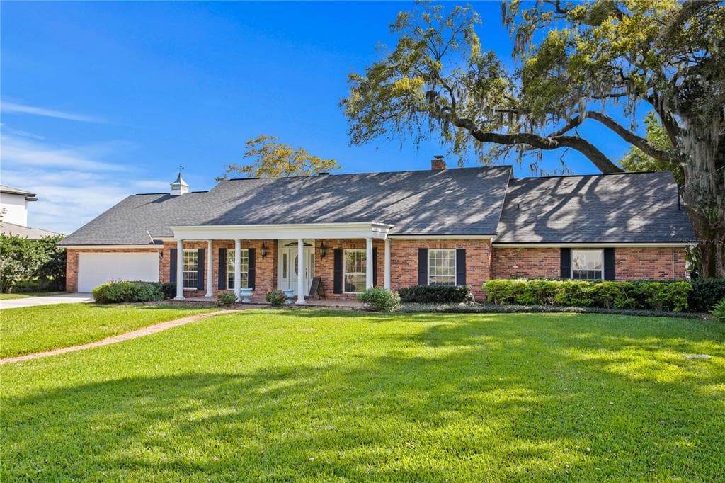 10104 WHITE TROUT LANE TAMPA, FL 33618