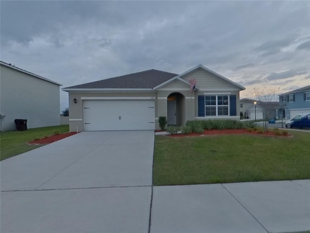 524 NICKEN GROVE DAVENPORT, FL 33837