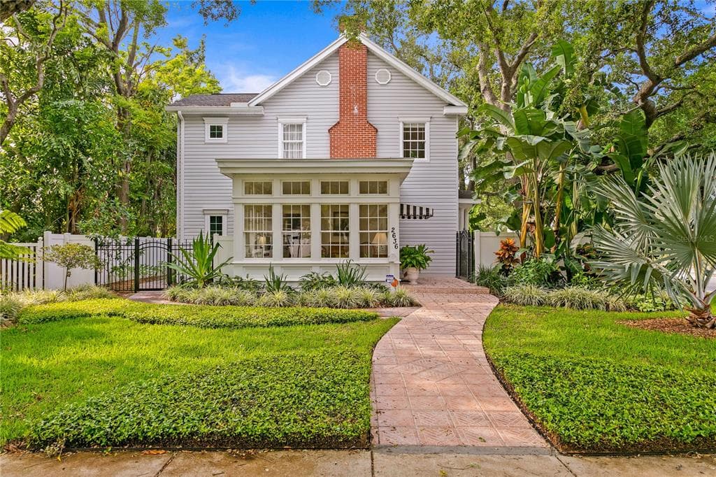 2636 W PROSPECT ROAD