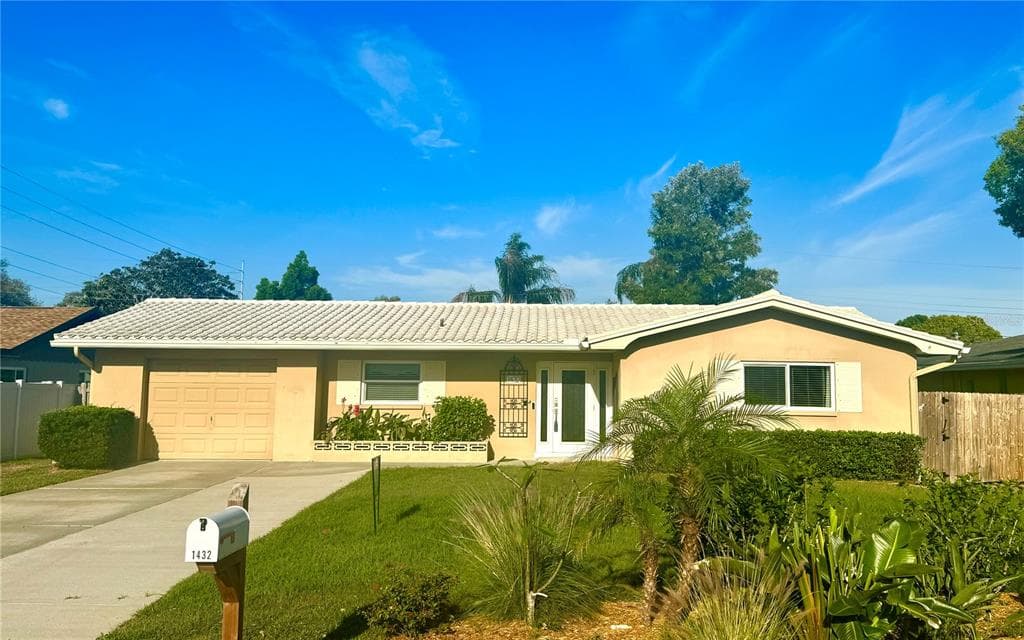 1432 RUTH ROAD DUNEDIN, FL 34698