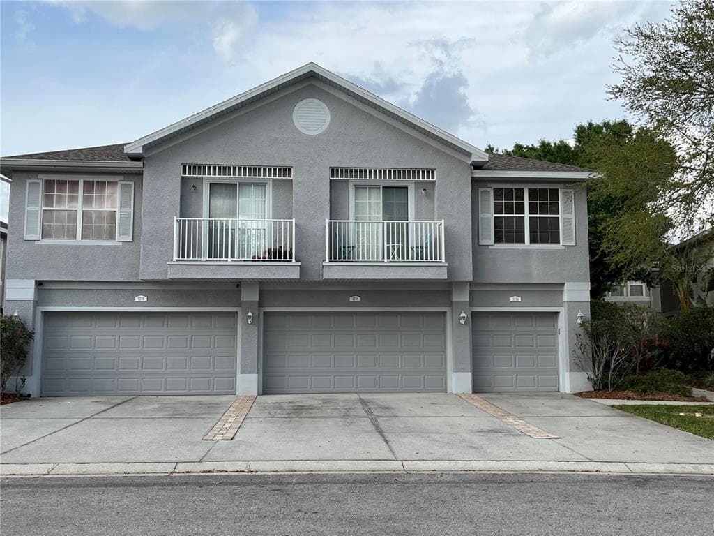5236 BLUE ROAN WAY WESLEY CHAPEL, FL 33544