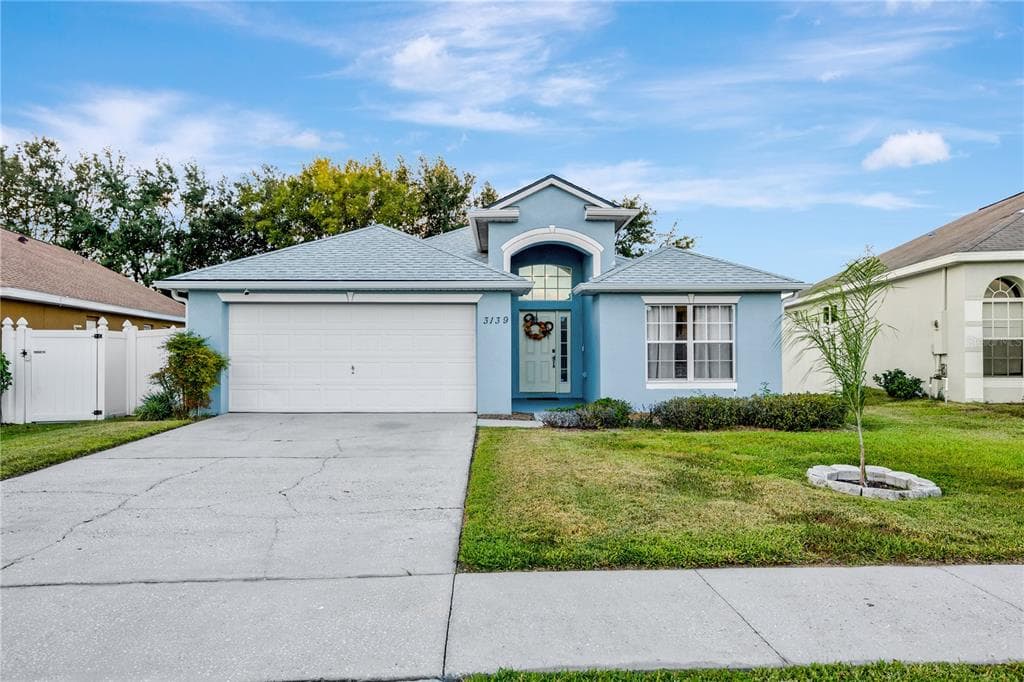 3139 RAWCLIFFE ROAD CLERMONT, FL 34714