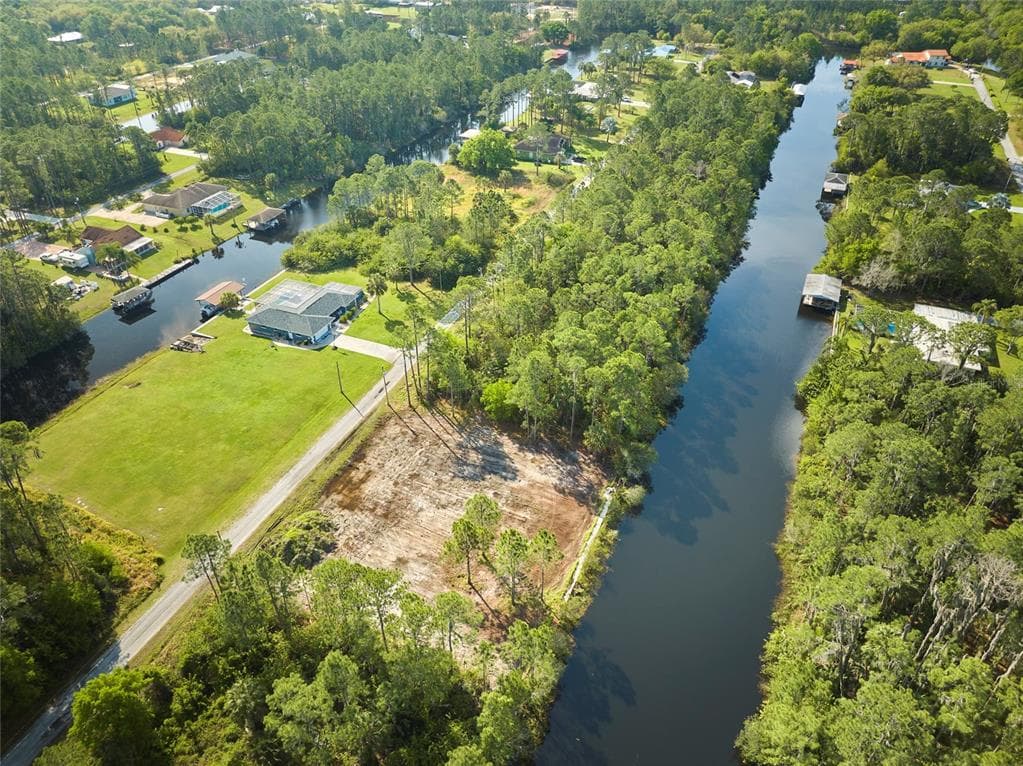15 AVOCADO DRIVE S INDIAN LAKE ESTATES, FL 33855