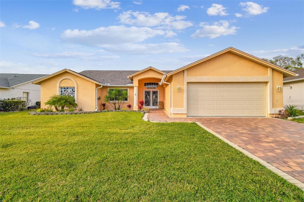 8917 POE DRIVE HUDSON, FL 34667