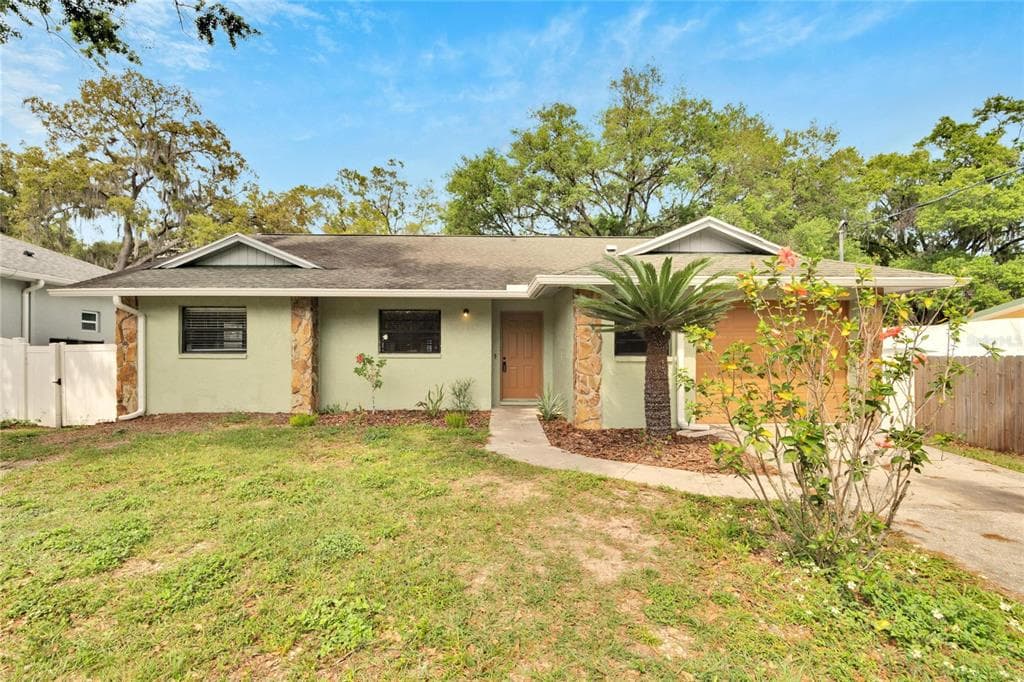 11108 ROBERTS LANE RIVERVIEW, FL 33578