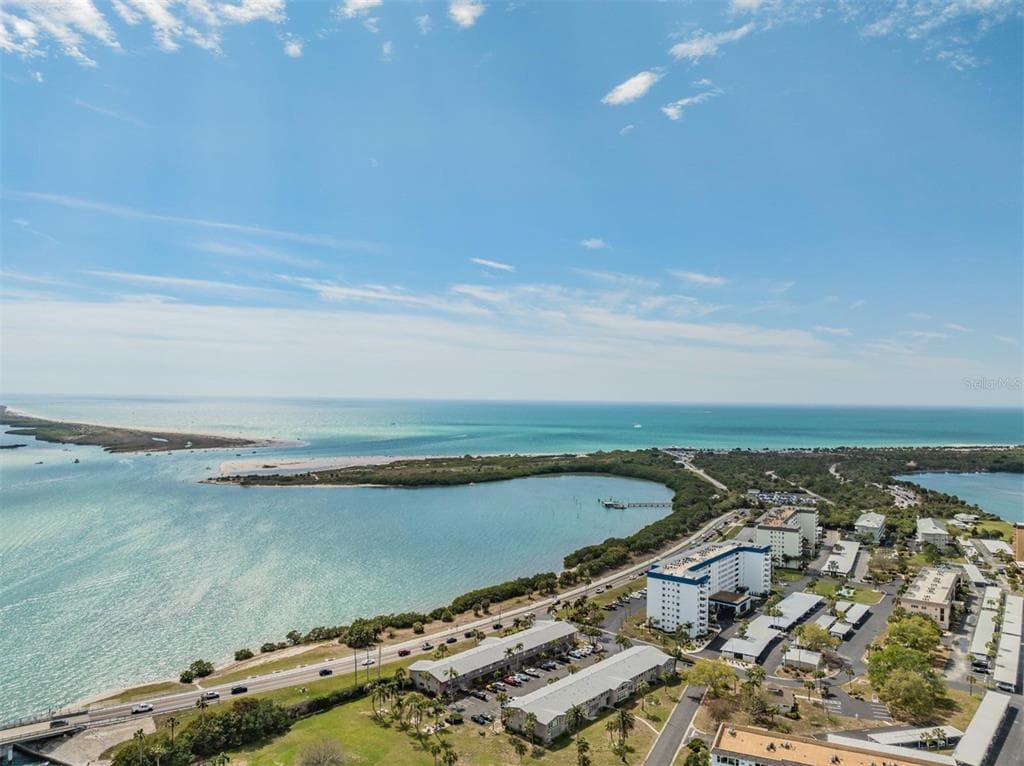 2 CAUSEWAY BOULEVARD UNIT 203 DUNEDIN, FL 34698