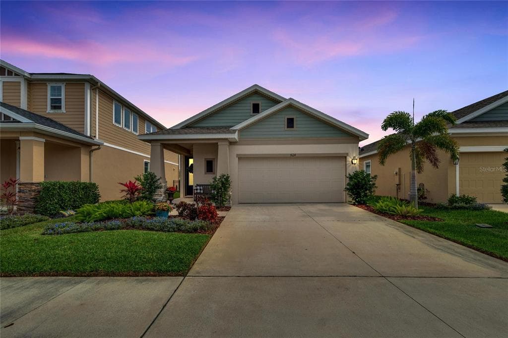 5624 SILVER SUN DRIVE APOLLO BEACH, FL 33572