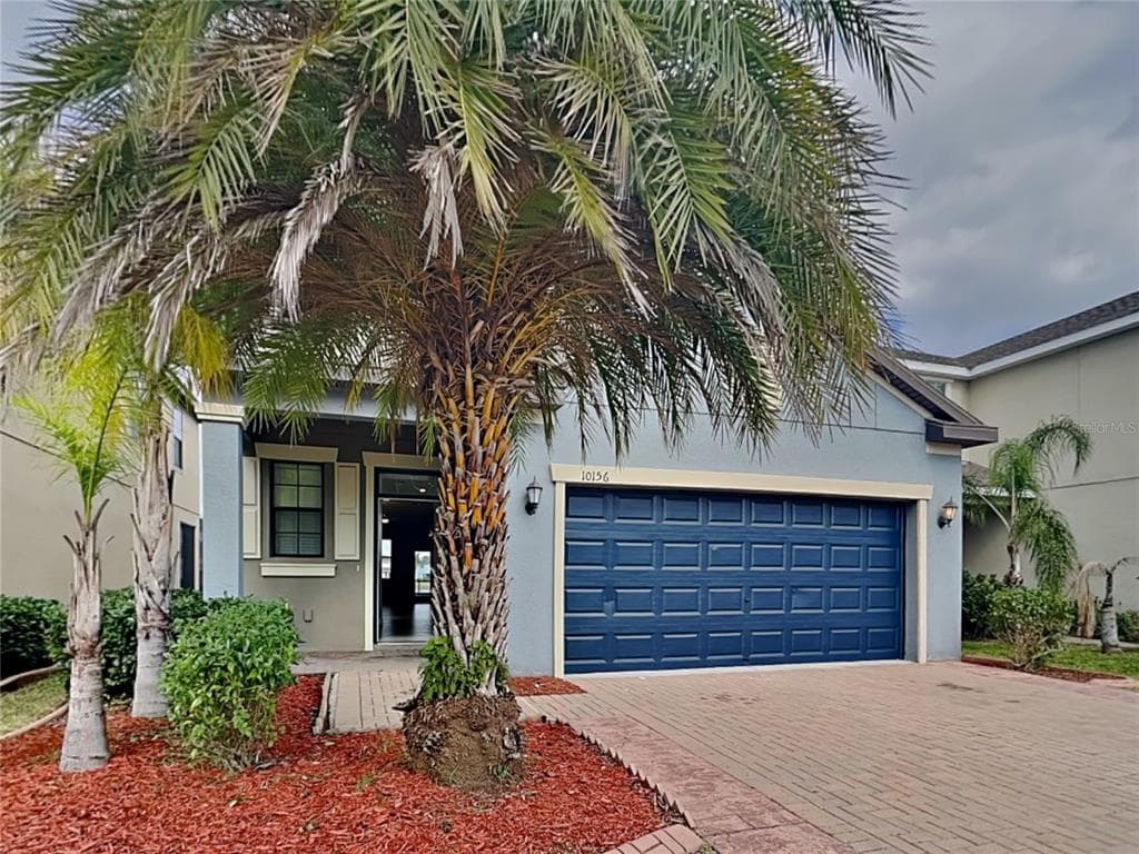 10156 NEWMINSTER LOOP RUSKIN, FL 33573