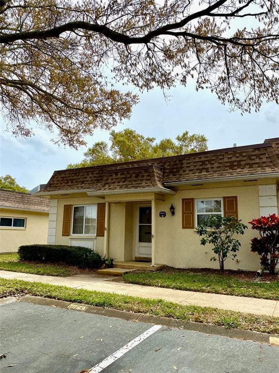 1644 S LAKE AVENUE UNIT 1 CLEARWATER, FL 33756