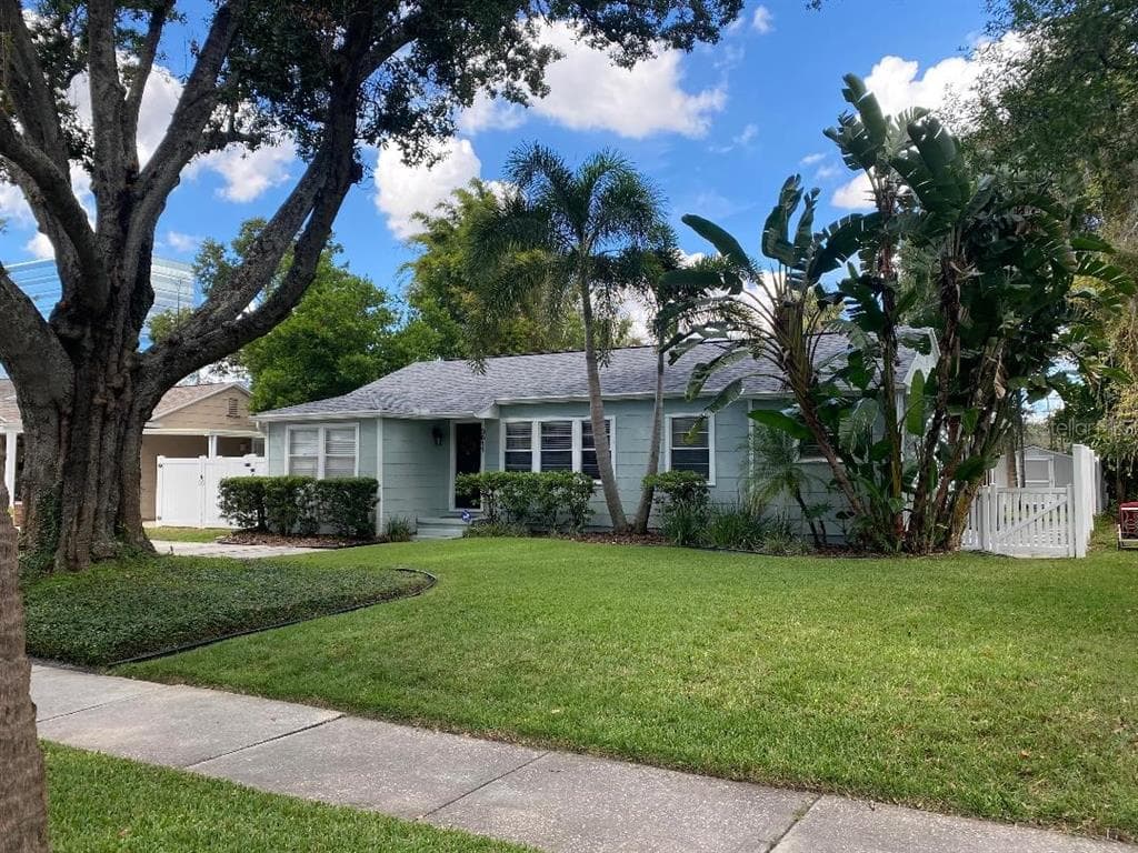 3611 W ROLAND STREET TAMPA, FL 33609