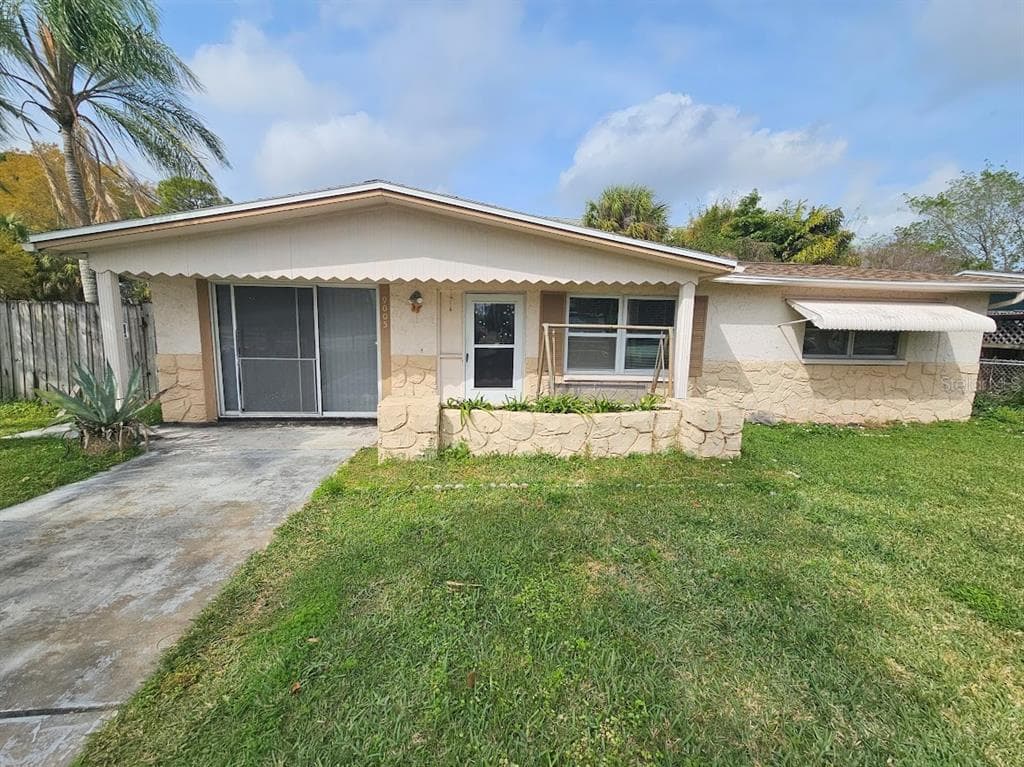9005 PEGASUS AVENUE PORT RICHEY, FL 34668
