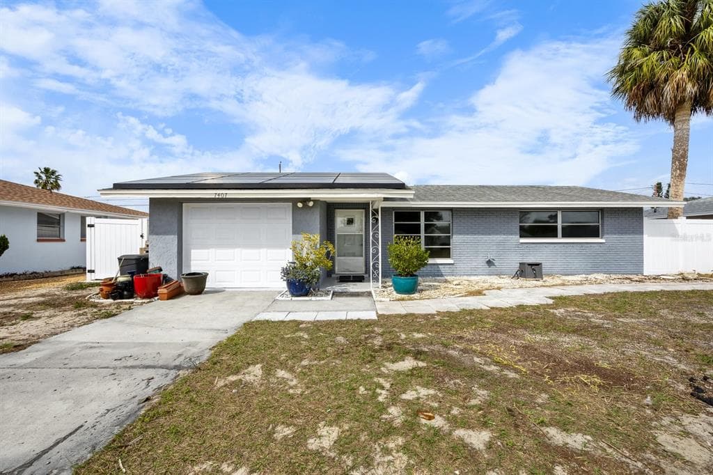 7407 STAR DUST DRIVE PORT RICHEY, FL 34668
