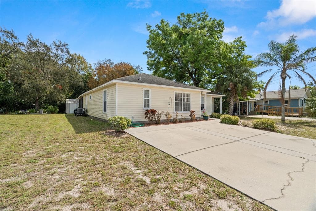 1236 GROVE AVENUE TARPON SPRINGS, FL 34689