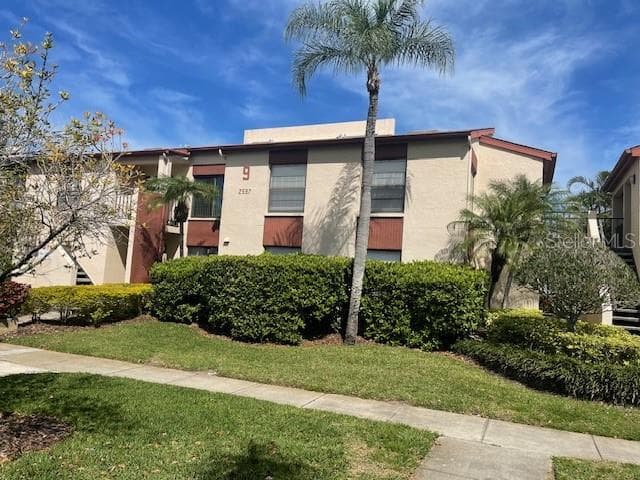 2597 COUNTRYSIDE BOULEVARD UNIT 112 CLEARWATER, FL 33761