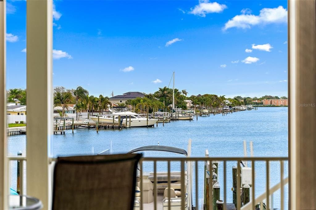 729 E GULF BOULEVARD UNIT 3-C INDIAN ROCKS BEACH, FL 33785