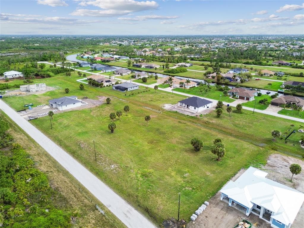 197 ROTONDA BOULEVARD S ROTONDA WEST, FL 33947