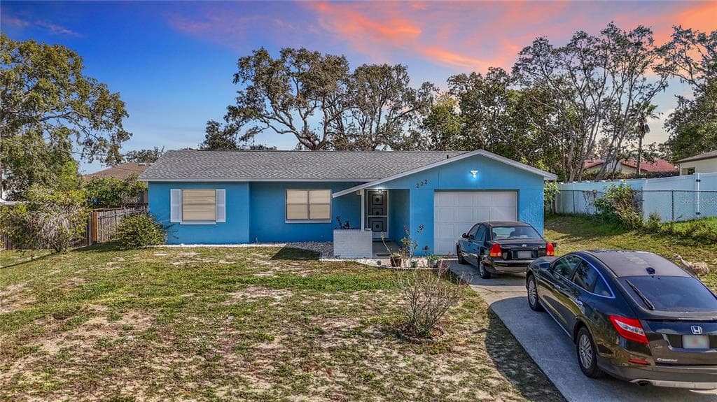 202 DAN RIVER DRIVE SPRING HILL, FL 34606