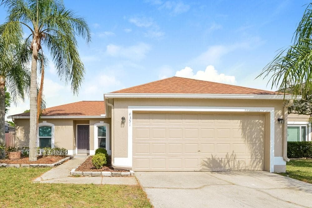 4351 PEMBRIDGE AVENUE ORLANDO, FL 32826