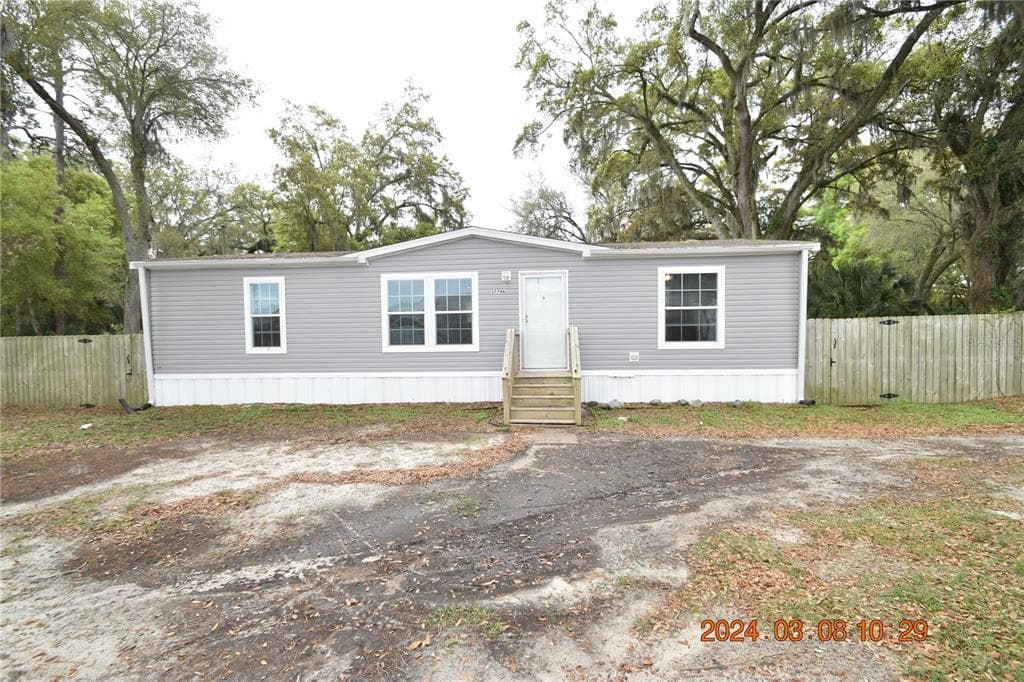 37746 DAUGHTERY ROAD ZEPHYRHILLS, FL 33541