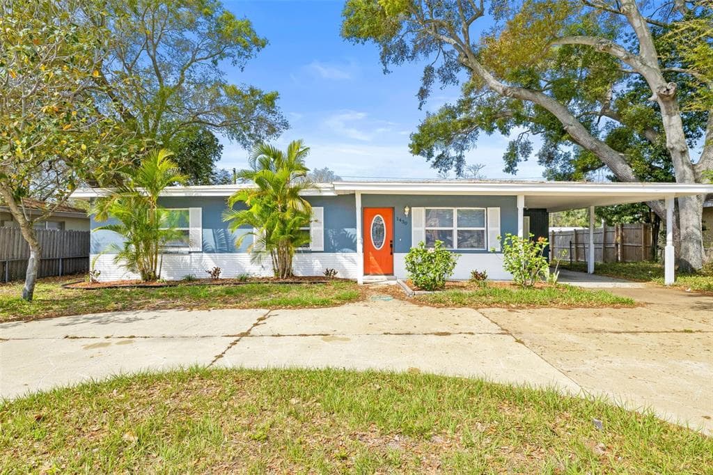 1430 N HIGHLAND AVE CLEARWATER, FL 33755