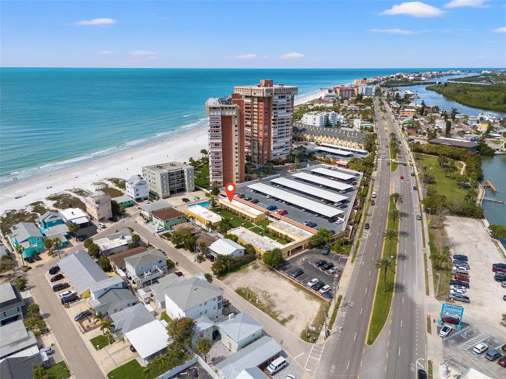 17880 GULF BOULEVARD UNIT 18 REDINGTON SHORES, FL 33708