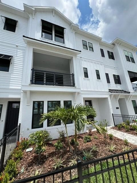 1524 SKYSAIL LANE SARASOTA, FL 34240