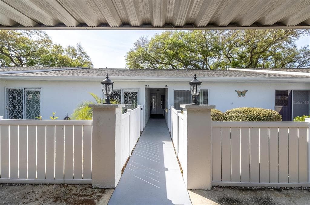1655 S HIGHLAND AVENUE UNIT G161 CLEARWATER, FL 33756
