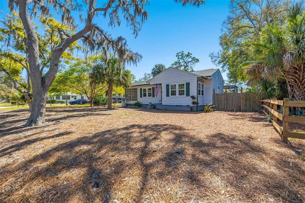 5300 2ND AVENUE S ST PETERSBURG, FL 33707