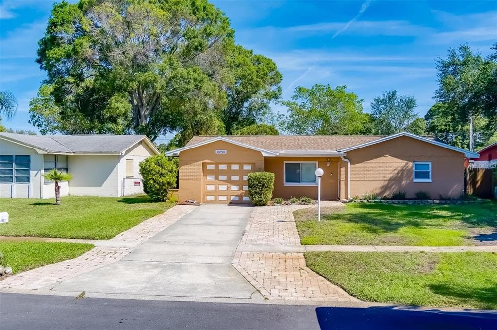 10901 TEMPLE AVENUE SEMINOLE, FL 33772