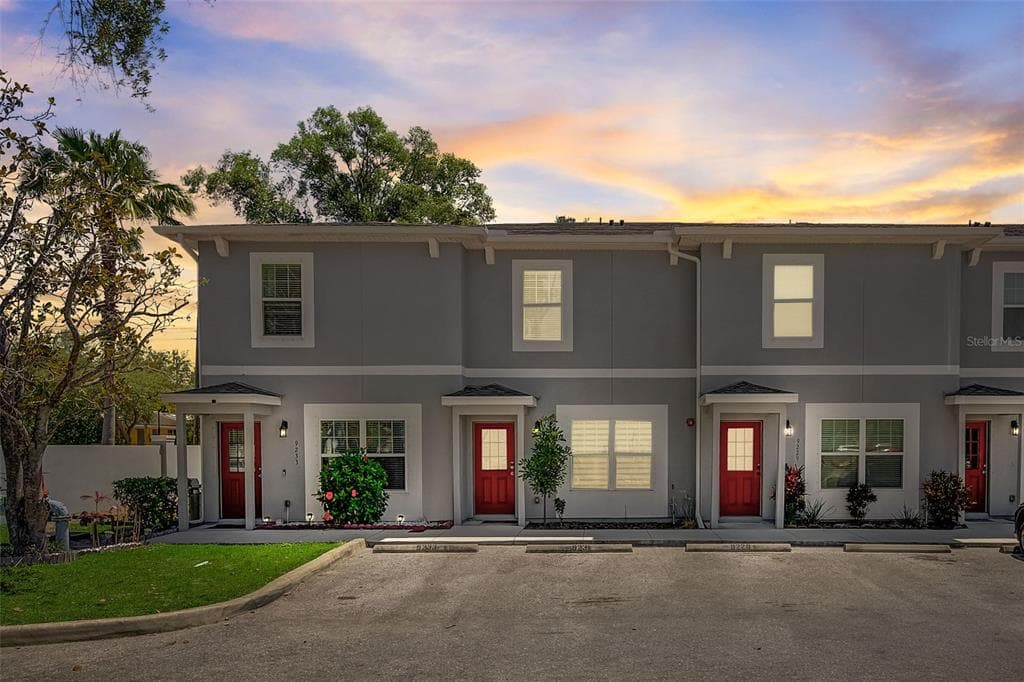 9231 BELLA TERRAZA WAY TEMPLE TERRACE, FL 33617