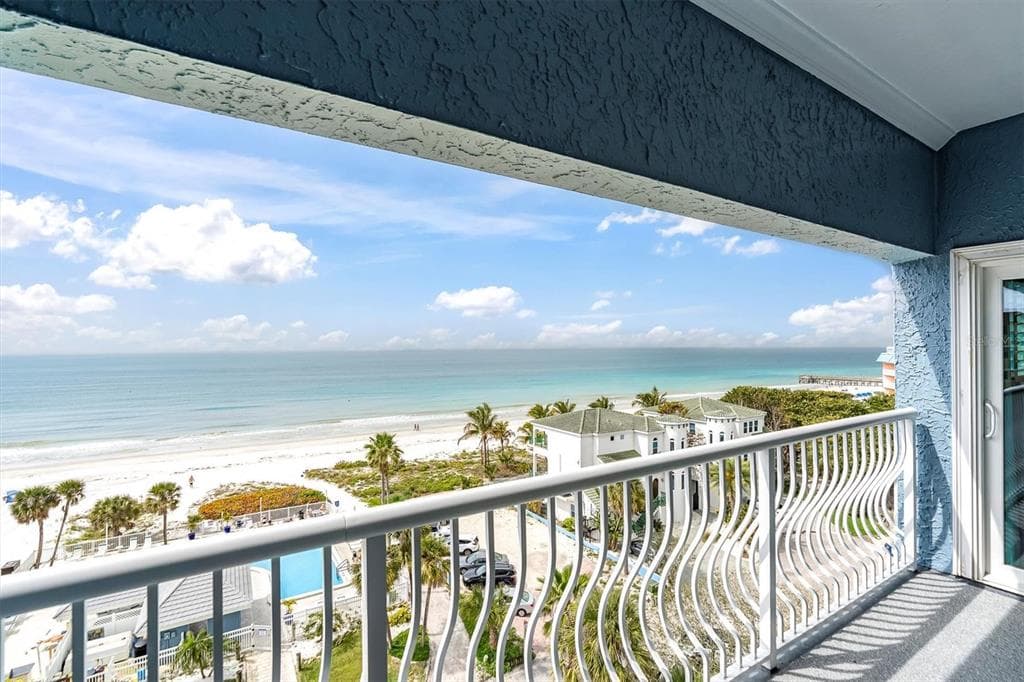 18320 GULF BOULEVARD UNIT 607 REDINGTON SHORES, FL 33708