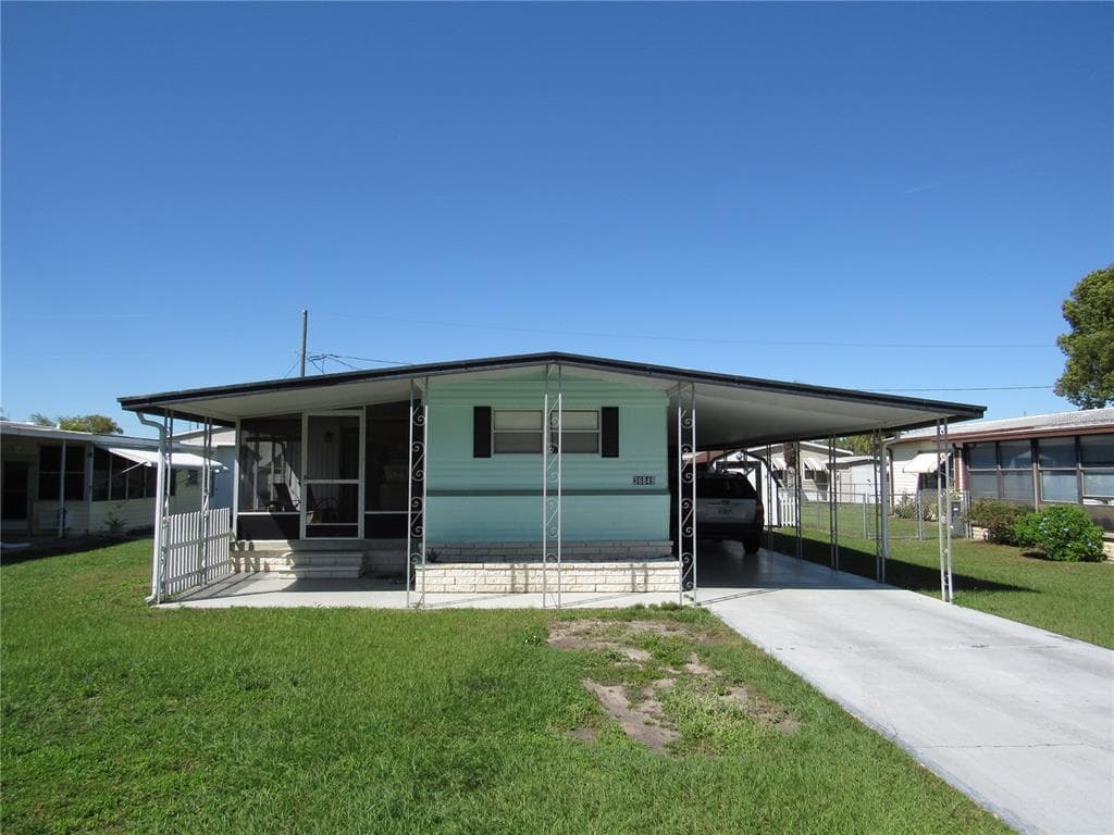36849 KAY AVENUE ZEPHYRHILLS, FL 33542