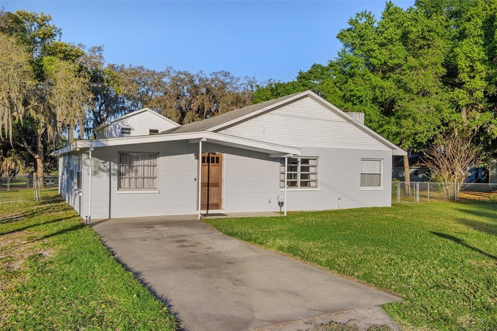 5617 5TH STREET ZEPHYRHILLS, FL 33542