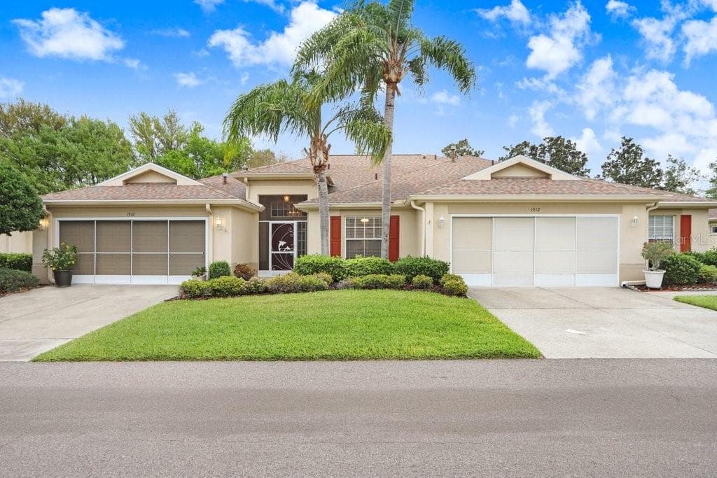 1910 ACADIA GREENS DRIVE UNIT 1910 SUN CITY CENTER, FL 33573
