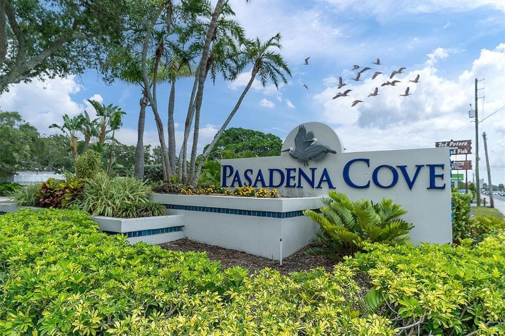 1316 PASADENA AVENUE S UNIT 302 SOUTH PASADENA, FL 33707
