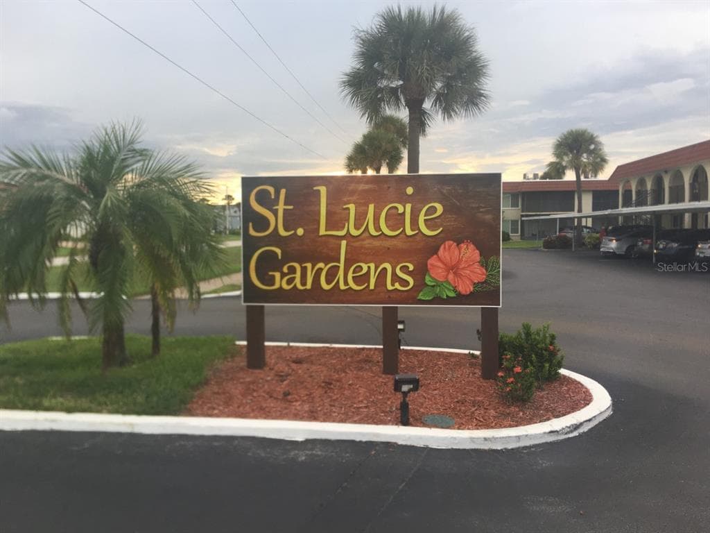 201 SAINT LUCIE LANE UNIT 402 COCOA BEACH, FL 32931