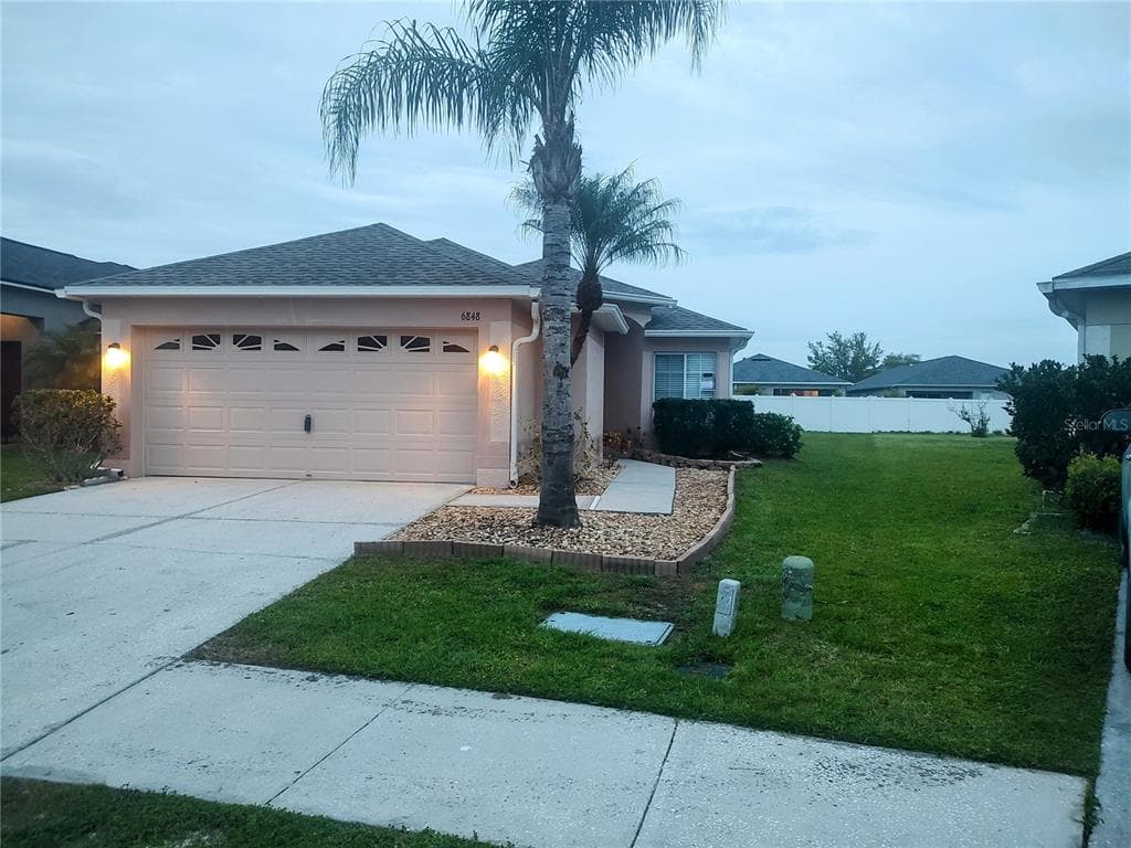 6848 ARAMON COURT WESLEY CHAPEL, FL 33545